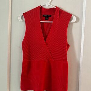 August Silk Knits Red V-Neck Sleeveless Sweater Top